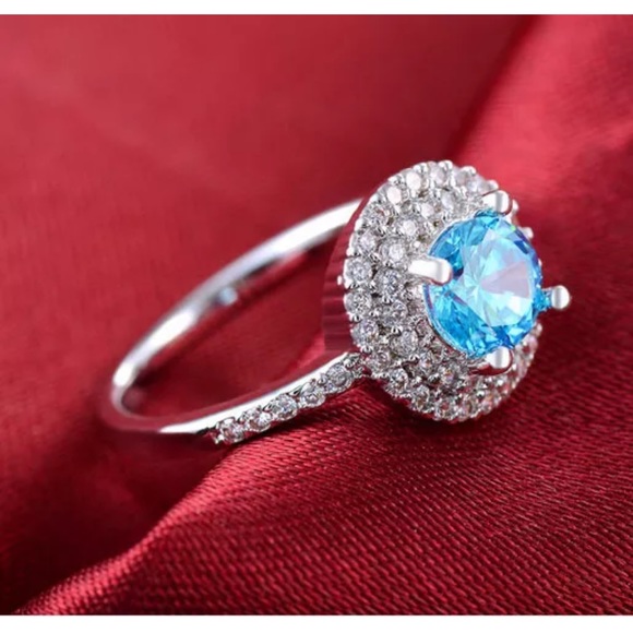 Elegant Women Round Cut Aquamarine 925 Silver Ring - Picture 2 of 3